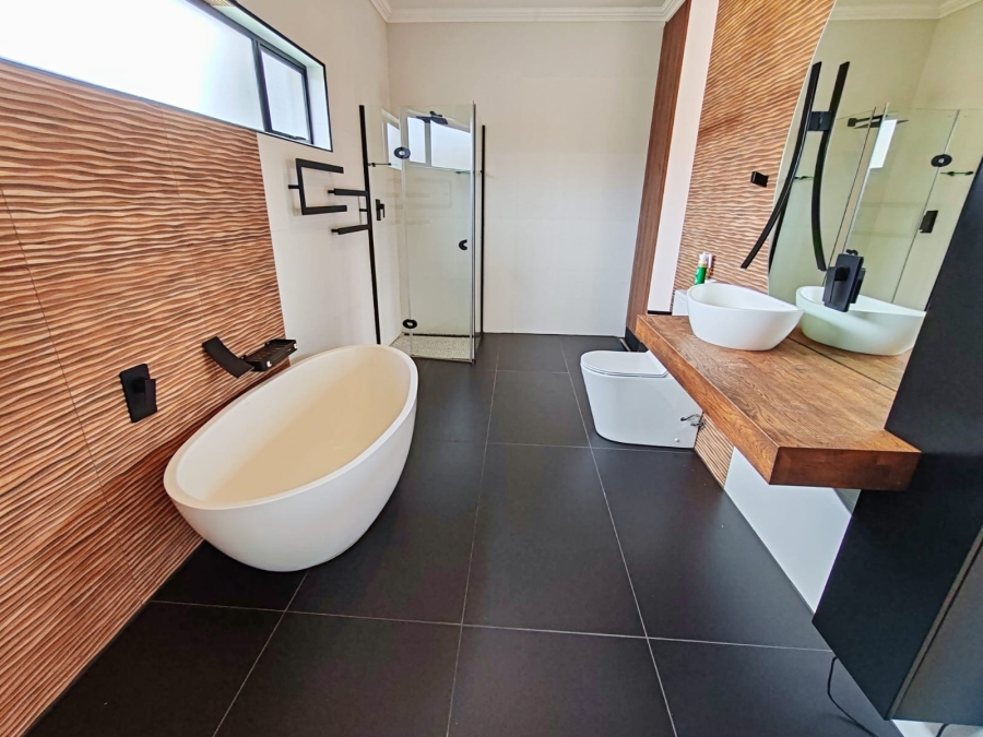 2 Bedroom Property for Sale in Waterberry Estate North West